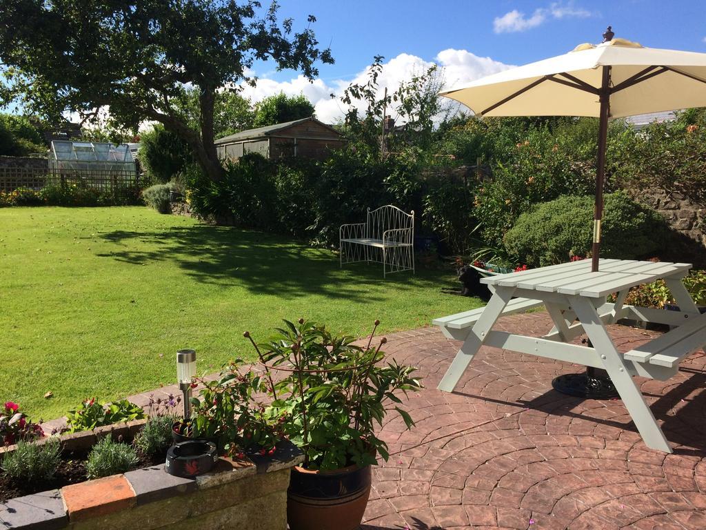 Woodlands Guest House Saundersfoot Extérieur photo