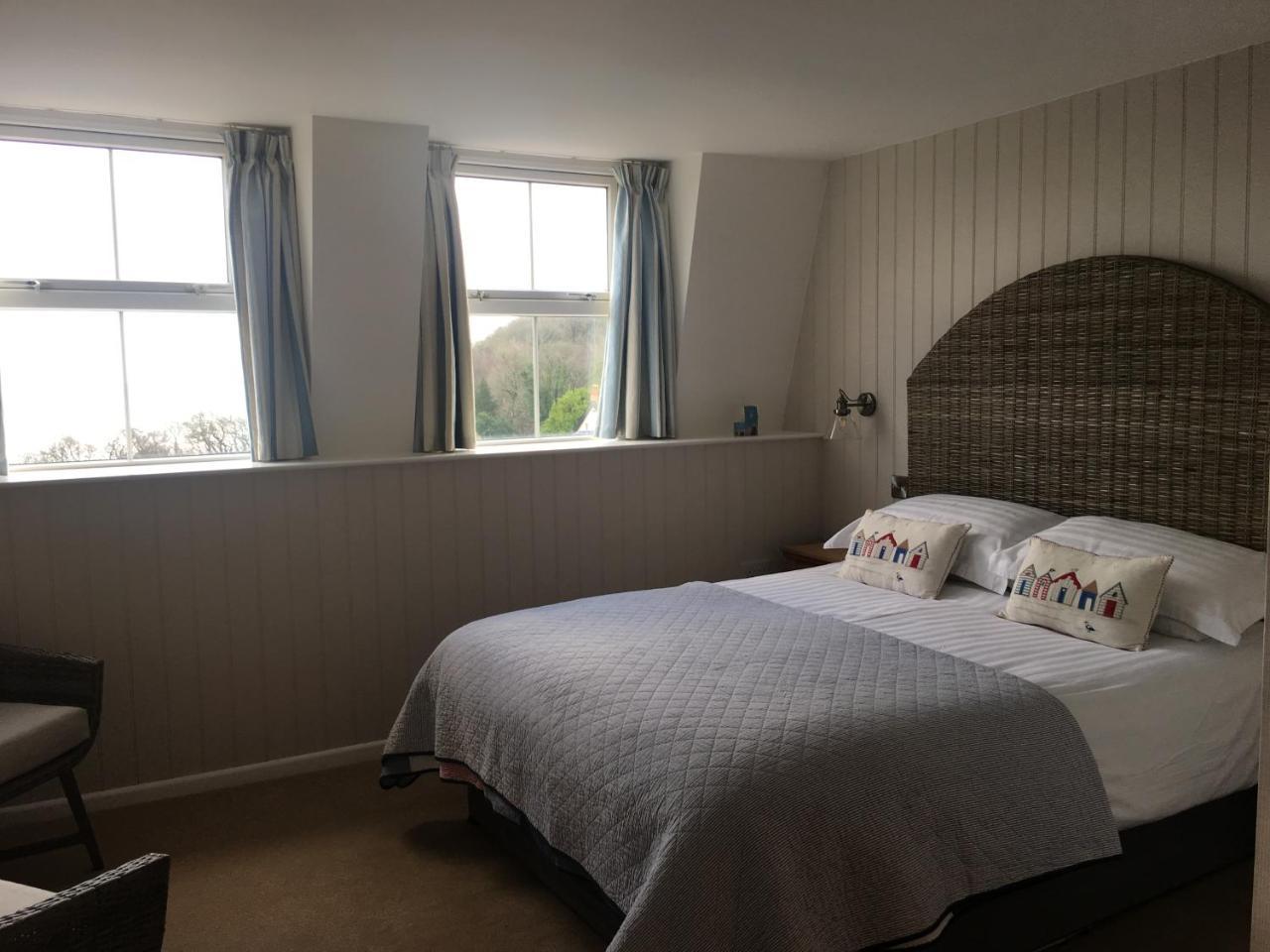 Woodlands Guest House Saundersfoot Extérieur photo