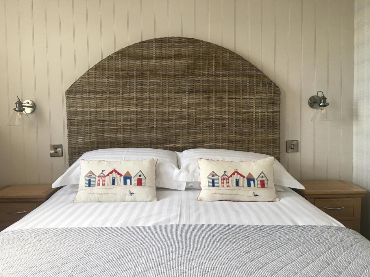 Woodlands Guest House Saundersfoot Extérieur photo